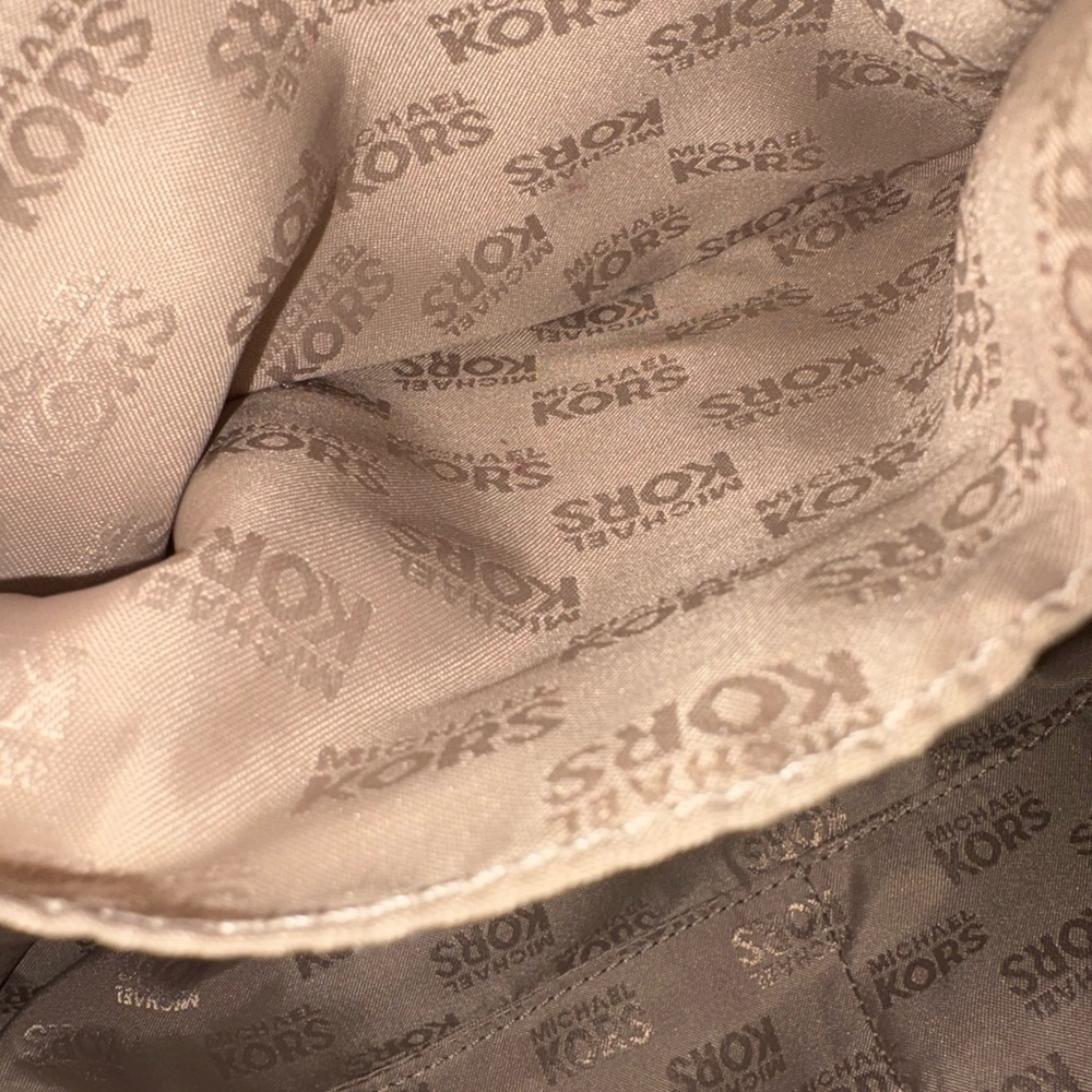 Michael Kors Pink Fulton hobo bag w/ pebbled leather & gold-tone hardware. - Picture 11 of 11